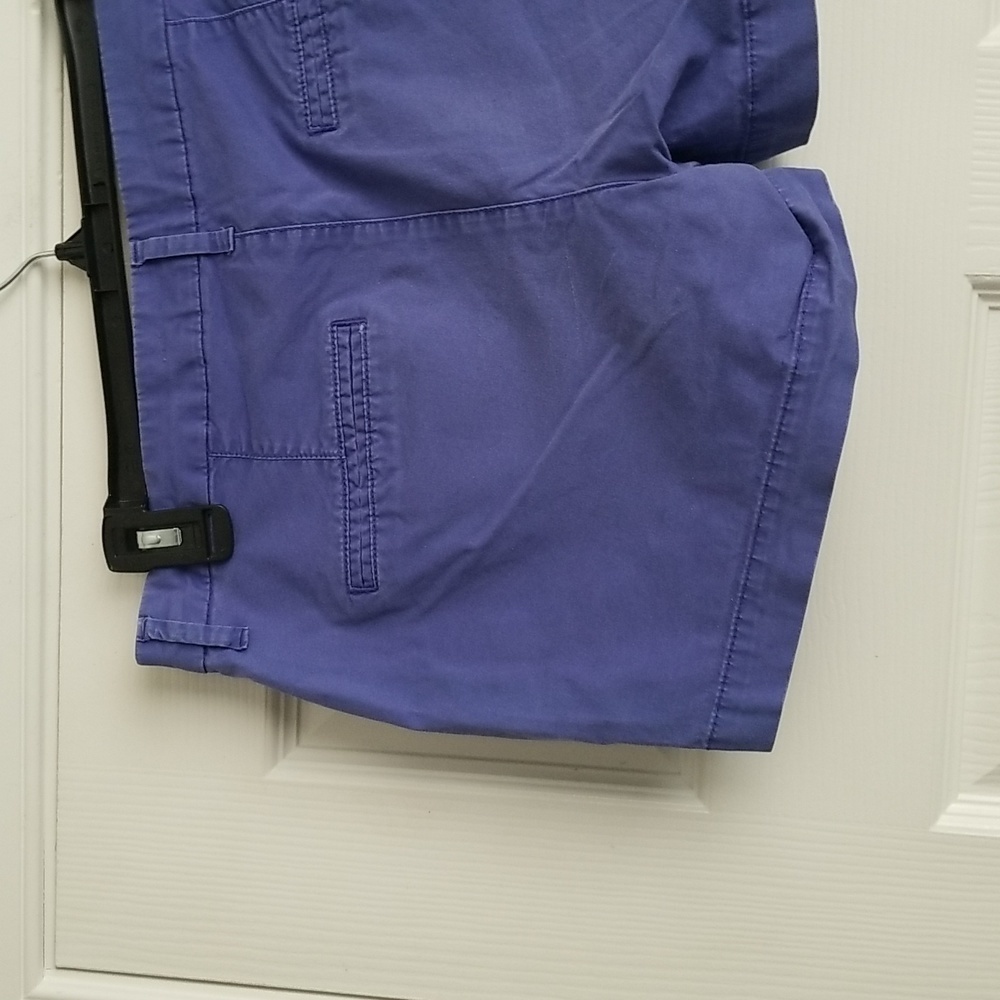 Old Navy Everyday Shorts - Picture 6 of 13